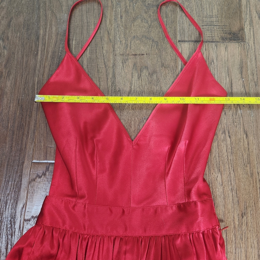 Elegant 100% Silk Red Maxi Dress - Picture 9 of 11
